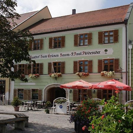Hotel Zum Grunen Baum Plattling Buitenkant foto